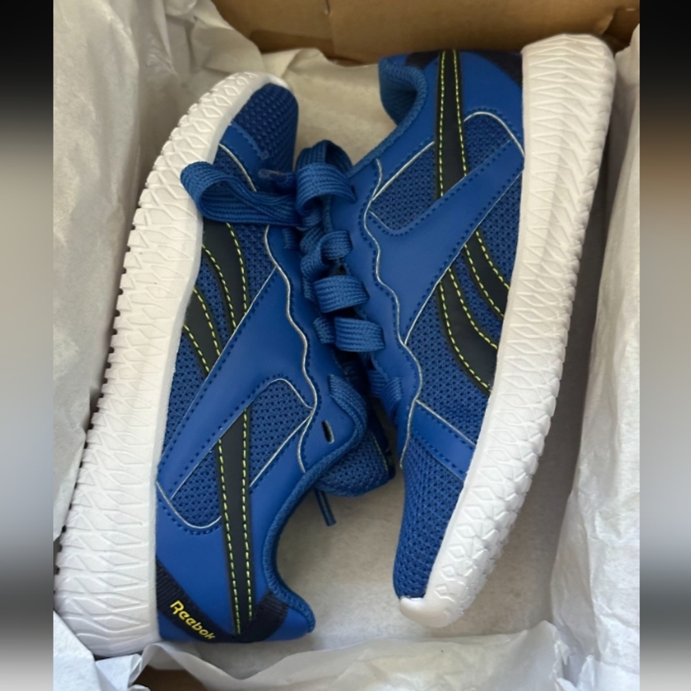 Infant Reeboks size 10.5 Blue - Picture 3 of 9
